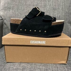 Women’s Black Sandals